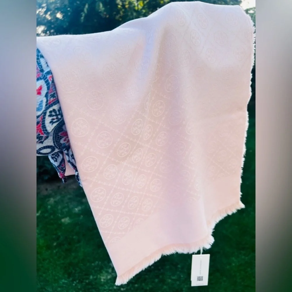 TORY BURCH• T Monogram JAQUARD TRAVELLER SCARF/WRAP Shawl Scarf